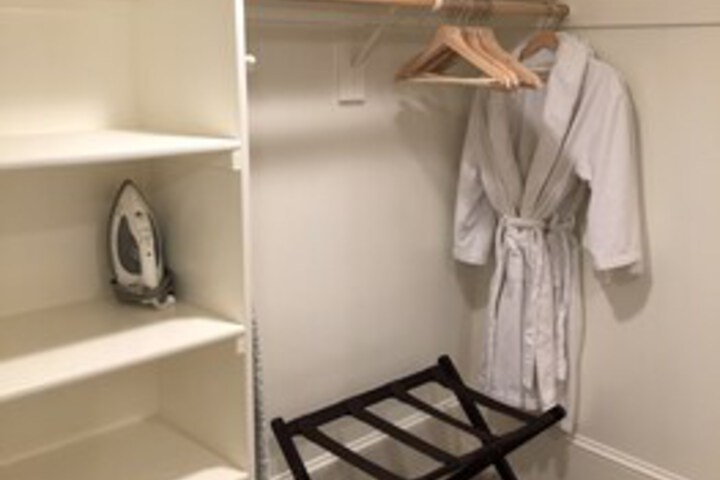 Room 35 of 41