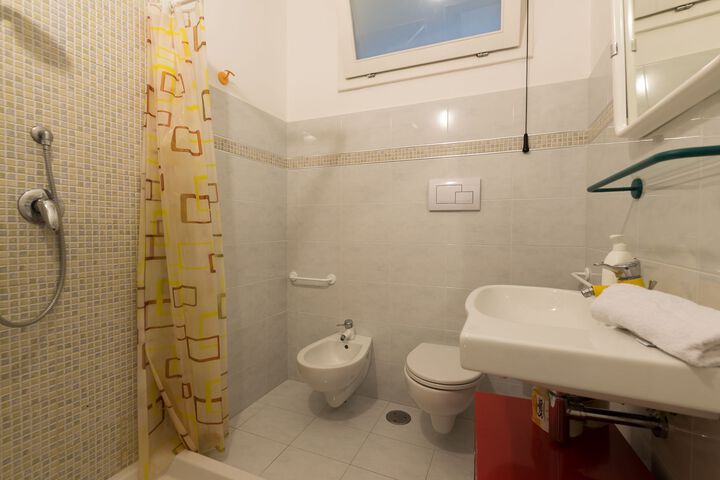 Room 3 of 14