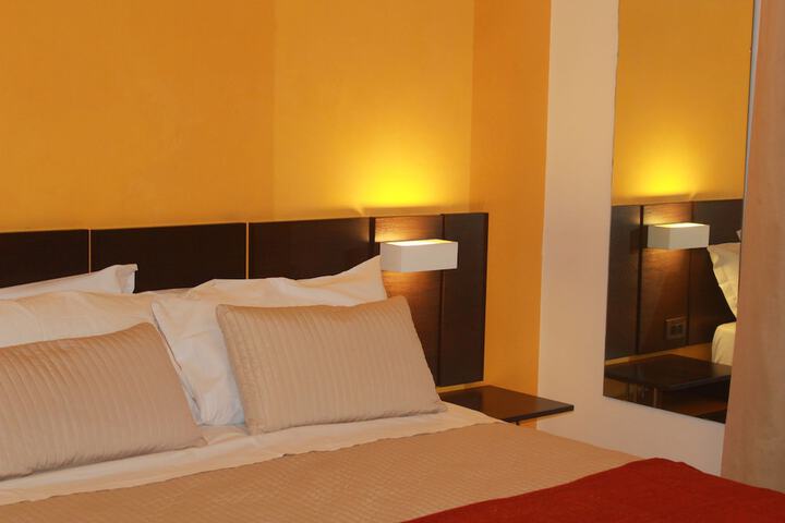 Room 16 of 63