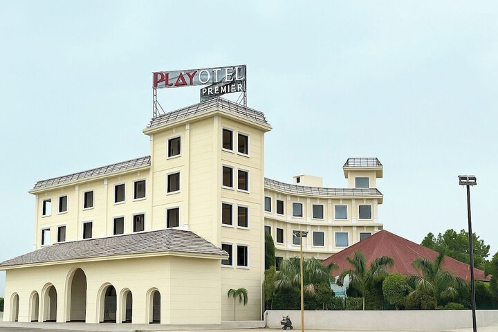 Hotel 49 of 51