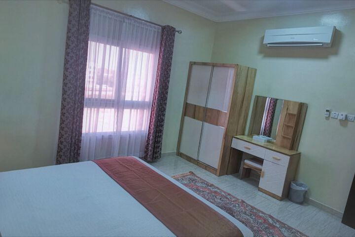 Room 9 of 43