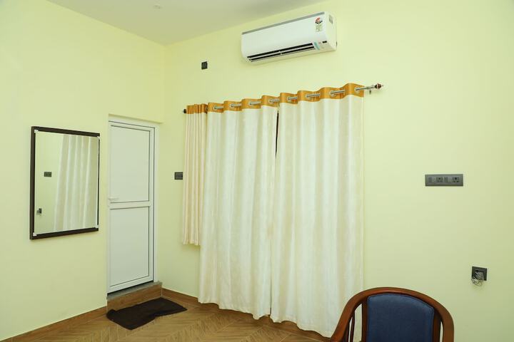 Room 38 of 57