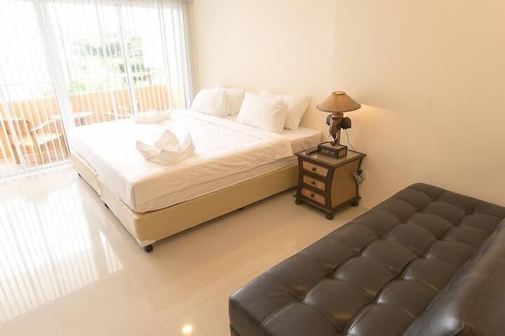 Room 5 of 24