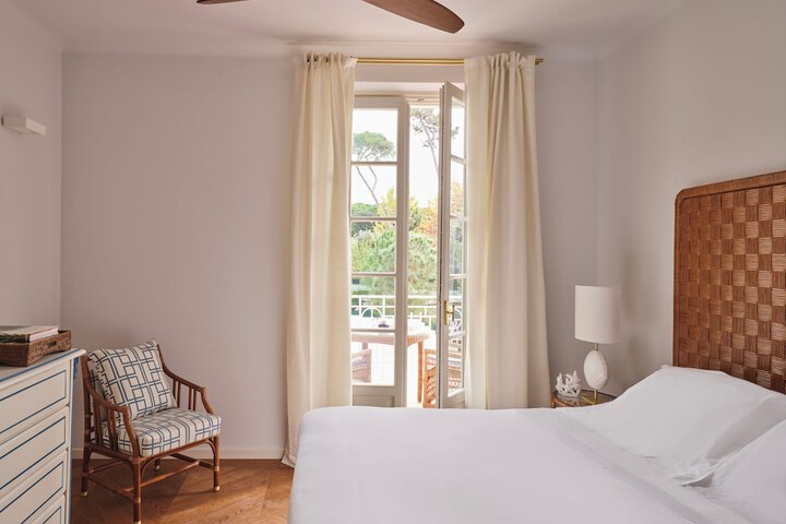 Room 14 of 53