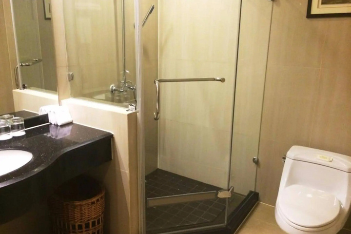 Clean Restrooms