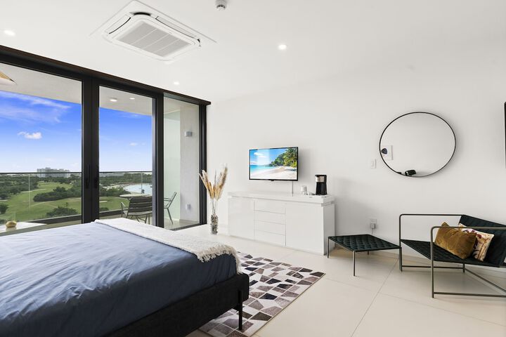Room 526 of 1000