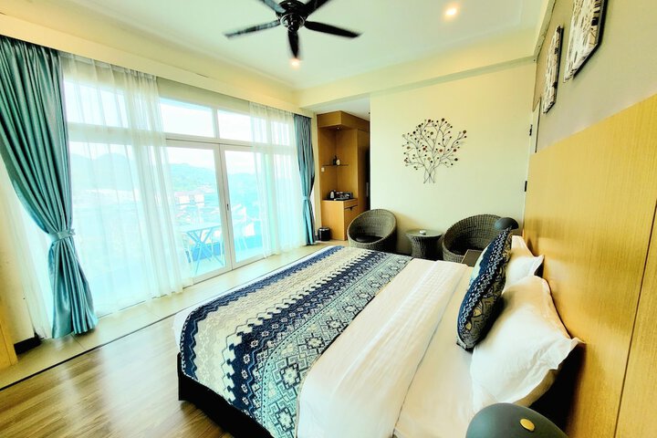 Room 16 of 109