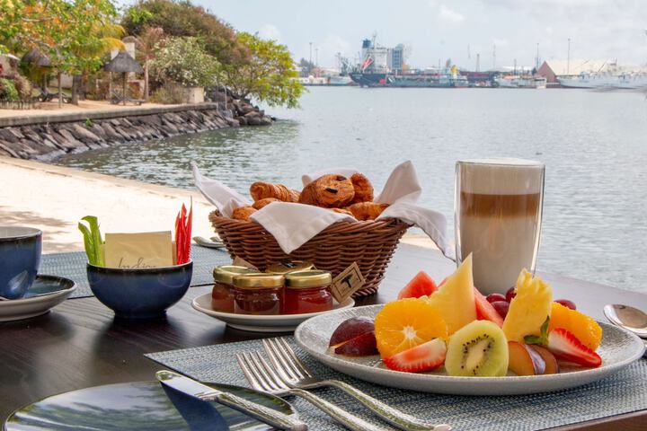 Breakfast/Coffee Service 38 of 69