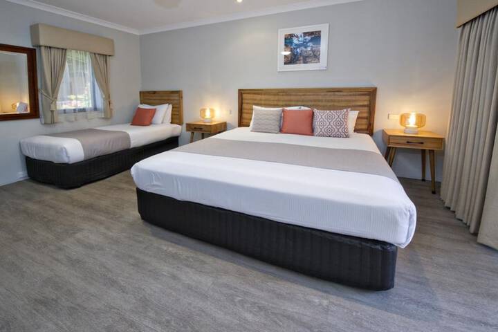 Room 10 of 54