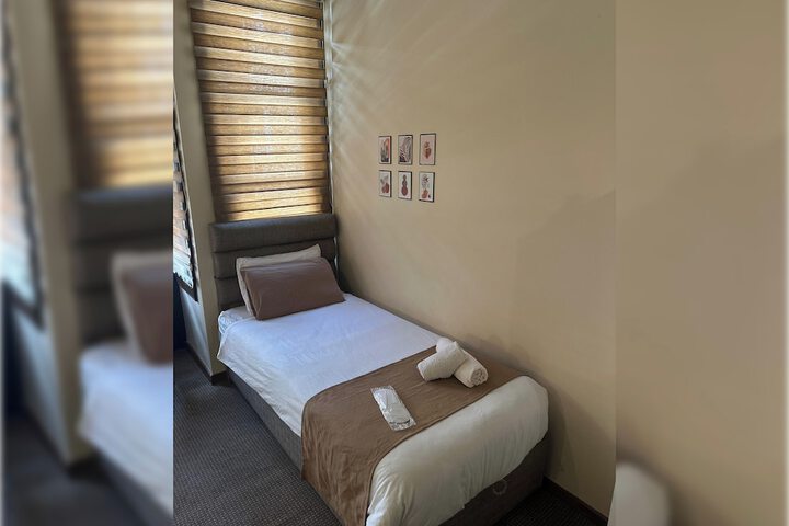 Room 22 of 43