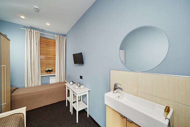 Room 26 of 78