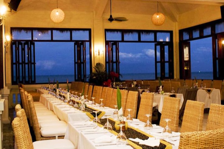 Dining 162 of 252