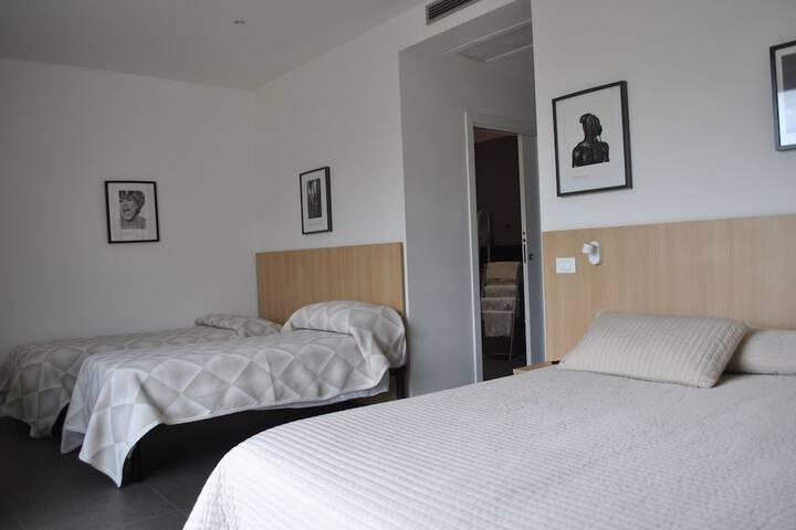 Room 18 of 86