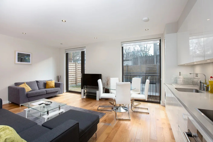 Split Level 2 Bed in Maida Vale Near Paddington