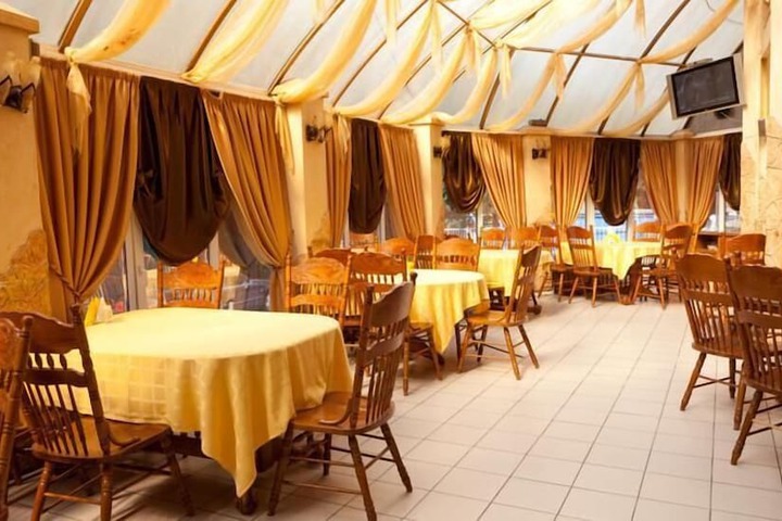 Dining Photos