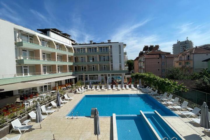 Hotel Onyx