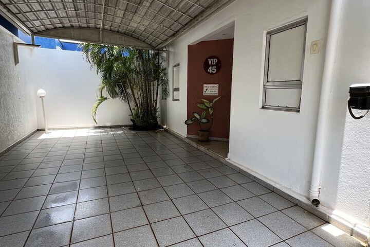 Hotel 11 of 118