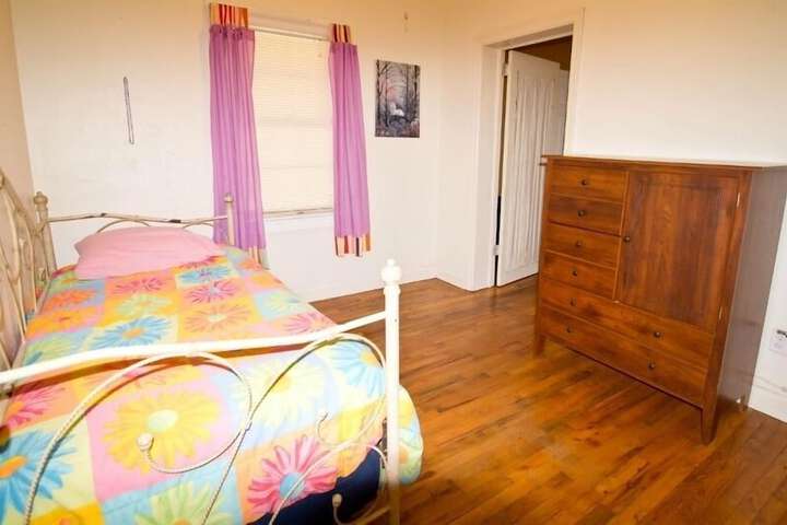 Room 4 of 14