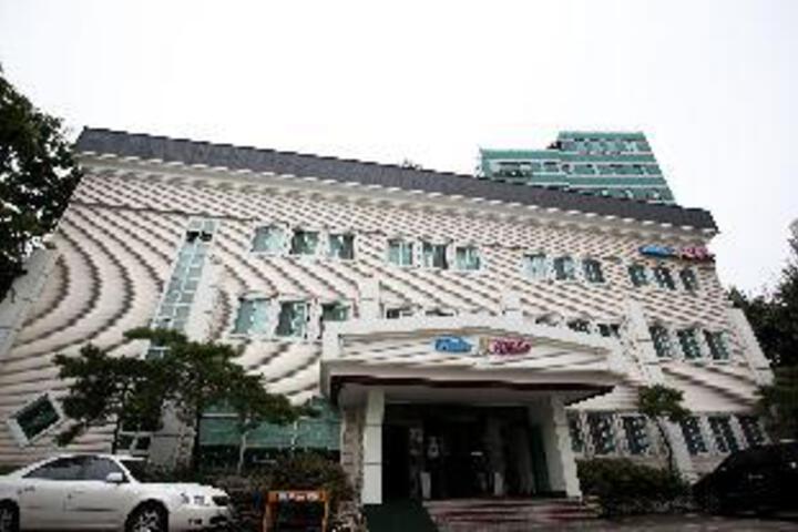 Hotel 6 of 22