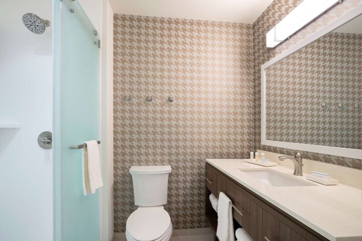 Bathroom shower