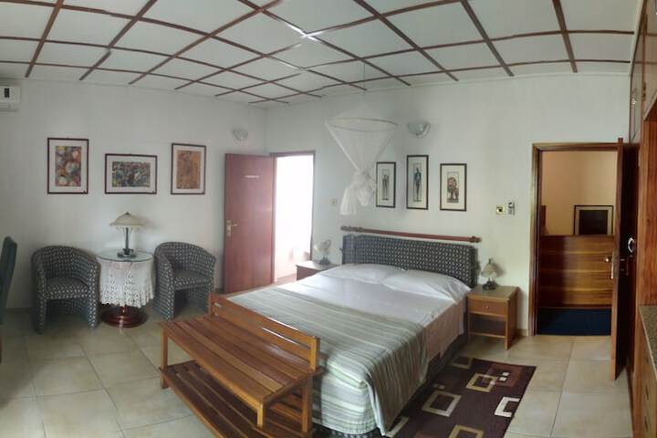 Room 13 of 51
