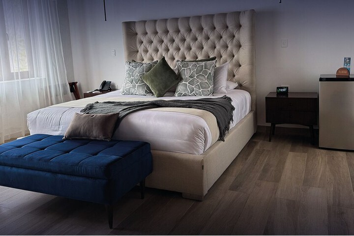 Room 13 of 34