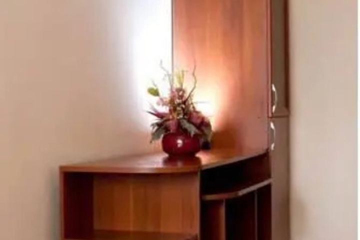 Room 4 of 24