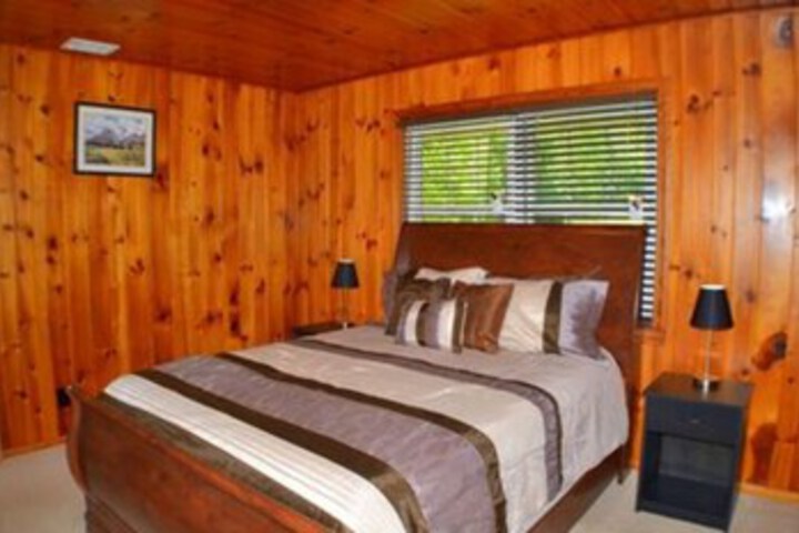 Room 15 of 25