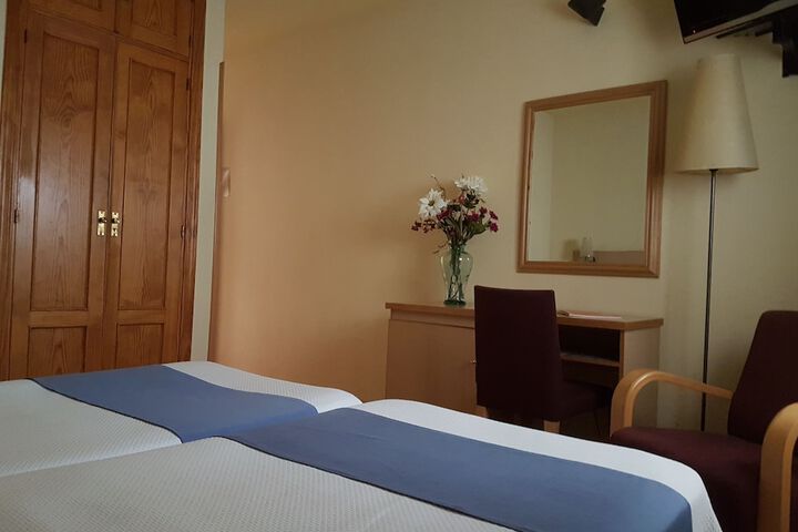 Room 8 of 69