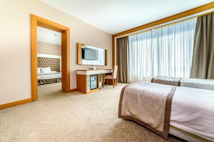 Room 11 of 46