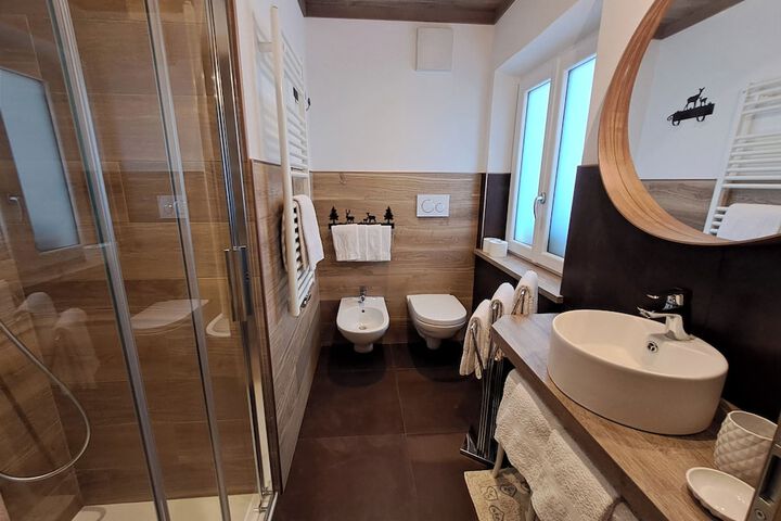 Room 26 of 45