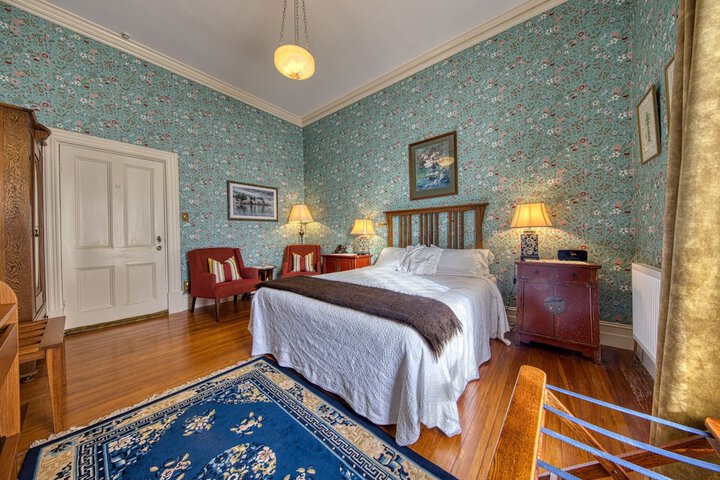 Room 19 of 119