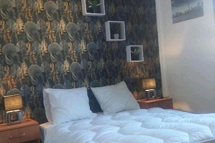 Room 6 of 31