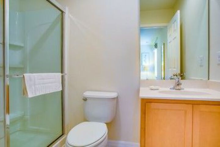 Room 4 of 22