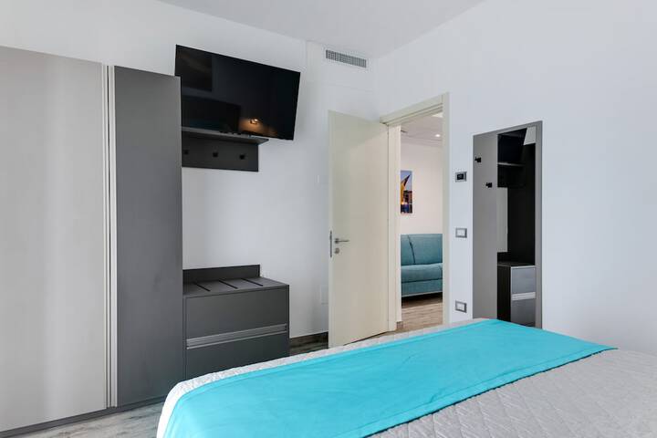 Room 10 of 74
