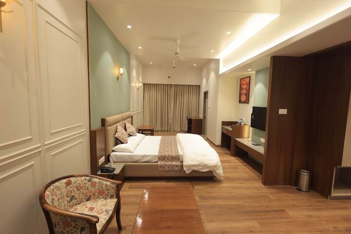 Room 29 of 65