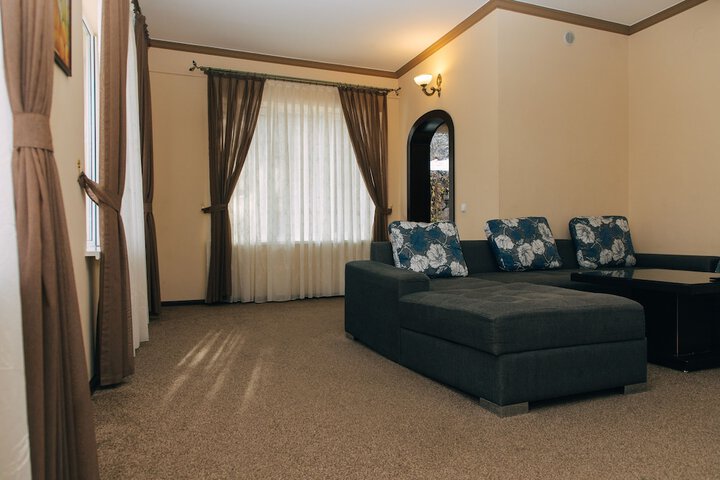 Room 29 of 83