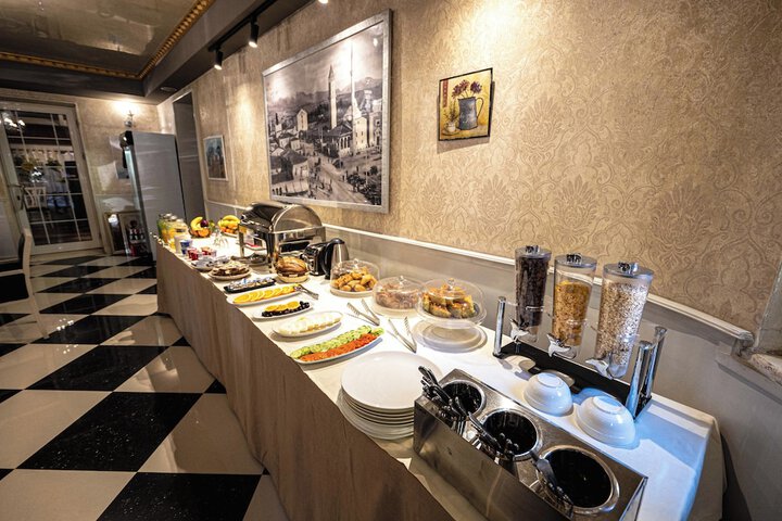 Dining 113 of 188