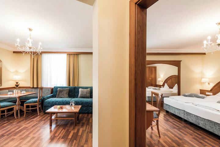 Room 21 of 111