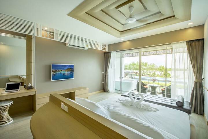 Room 25 of 72