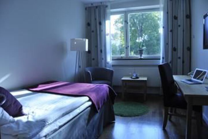 Room 18 of 82