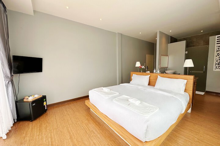 Room 12 of 47