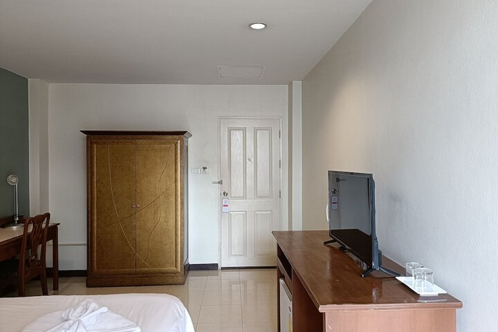 Room 45 of 87
