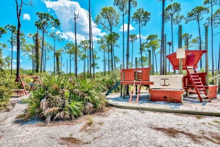 Property Grounds 41 of 61