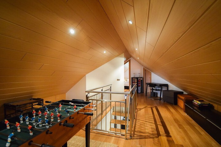 Room 14 of 34