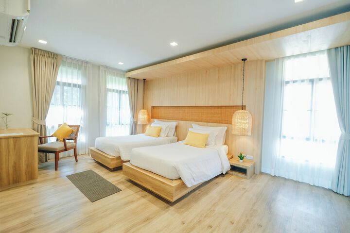 Room 36 of 166