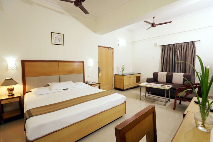 Room 6 of 41