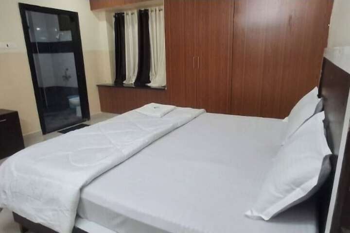 Room 6 of 36