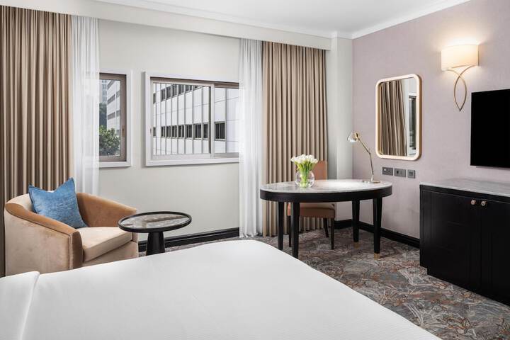 Room 40 of 131