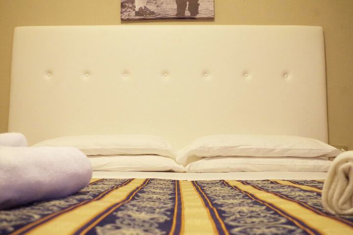 Room 7 of 73